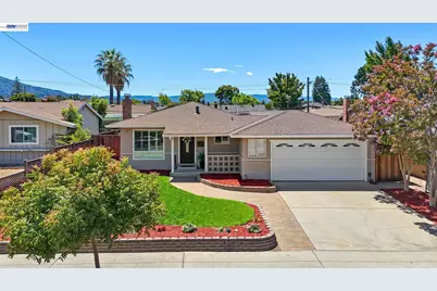 1435 Bouret Dr, San Jose, CA 95118 - Photo 5
