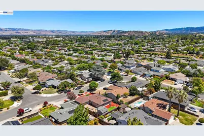 1435 Bouret Dr, San Jose, CA 95118 - Photo 51