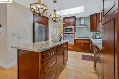2198 La Orinda, Concord, CA 94518 - Photo 13