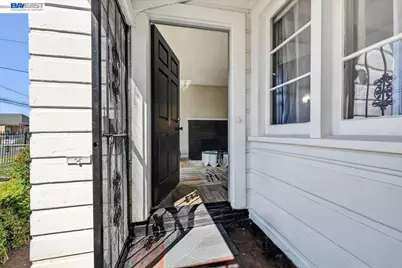1163 85th Ave, Oakland, CA 94621 - Photo 9