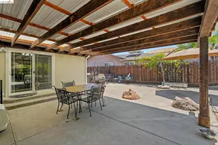 1150 Los Palos Ct, Pittsburg, CA 94565 - Photo 17