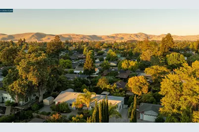 1694 Tammy Ln, Concord, CA 94519 - Photo 47