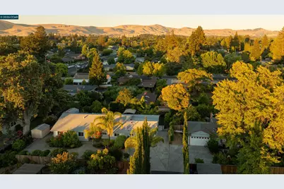 1694 Tammy Ln, Concord, CA 94519 - Photo 51