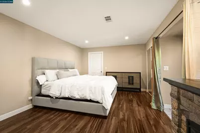 1694 Tammy Ln, Concord, CA 94519 - Photo 25