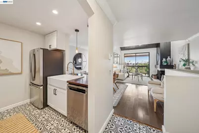 2101 Shoreline Dr #425, Alameda, CA 94501 - Photo 3