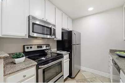 682 Teatree Ct, San Jose, CA 95128 - Photo 25