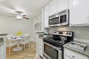 682 Teatree Ct, San Jose, CA 95128 - Photo 27