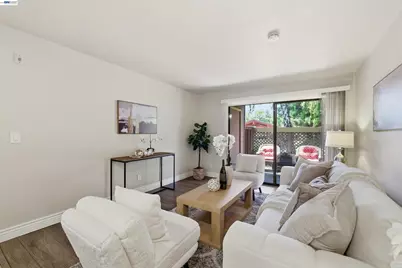 682 Teatree Ct, San Jose, CA 95128 - Photo 23
