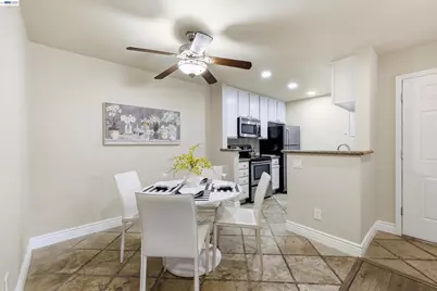 682 Teatree Ct, San Jose, CA 95128 - Photo 31