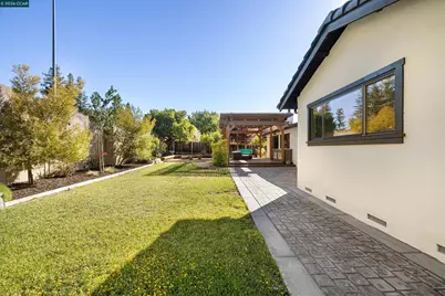 1541 Longford Ct, Walnut Creek, CA 94598 - Photo 27