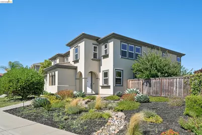 661 Stoneman Ct, Benicia, CA 94510 - Photo 3