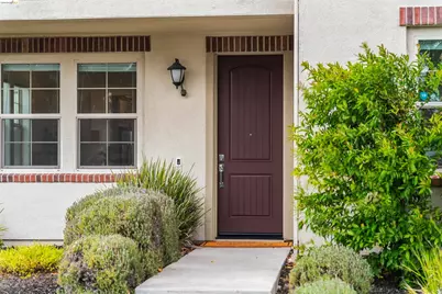 1502 Flagship Dr, Vallejo, CA 94592 - Photo 5