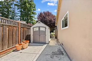 2533 Larrikeet Ct, Pleasanton, CA 94566 - Photo 33