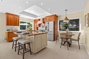 2533 Larrikeet Ct, Pleasanton, CA 94566 - Photo 15