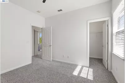 24 Heritage Dr, Mountain House, CA 95391 - Photo 21
