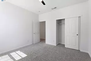 24 Heritage Dr, Mountain House, CA 95391 - Photo 25
