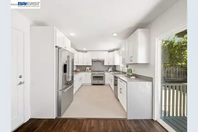 7527 Frederiksen Ln, Dublin, CA 94568 - Photo 15