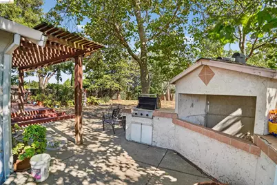 2717 Lobelia Ct, Antioch, CA 94531 - Photo 43