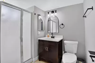 2717 Lobelia Ct, Antioch, CA 94531 - Photo 37