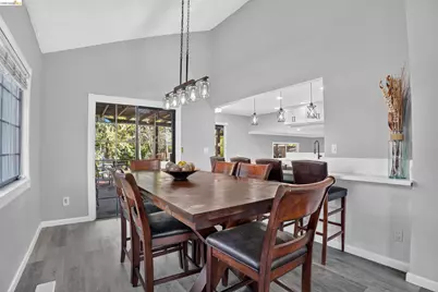 2717 Lobelia Ct, Antioch, CA 94531 - Photo 15