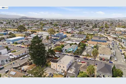 1621 Chanslor Ave, Richmond, CA 94801 - Photo 7