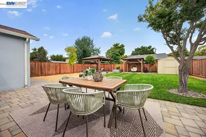 1120 Henderson Ave, Menlo Park, CA 94025 - Photo 37