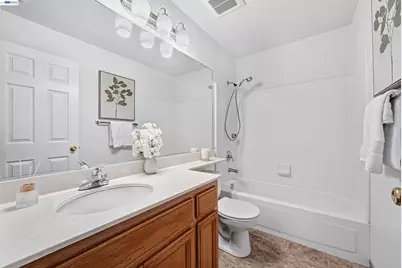 6139 Capriana Cmn, Fremont, CA 94555 - Photo 27