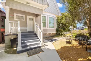 2207 21st St, Oakland, CA 94606 - Photo 3