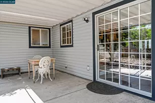 552 Redwood Dr, Vacaville, CA 95687 - Photo 41
