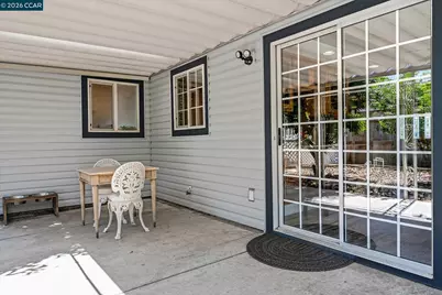 552 Redwood Dr, Vacaville, CA 95687 - Photo 37