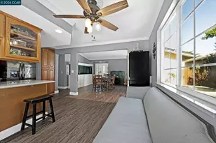 552 Redwood Dr, Vacaville, CA 95687 - Photo 19