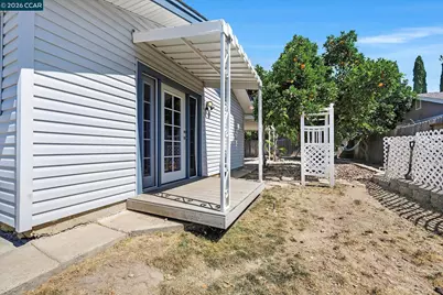 552 Redwood Dr, Vacaville, CA 95687 - Photo 45