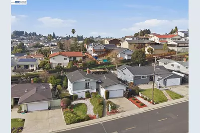 836 Hawthorne Dr, Rodeo, CA 94572 - Photo 37