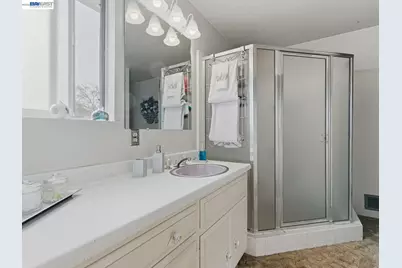 836 Hawthorne Dr, Rodeo, CA 94572 - Photo 23