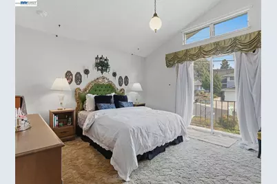836 Hawthorne Dr, Rodeo, CA 94572 - Photo 19