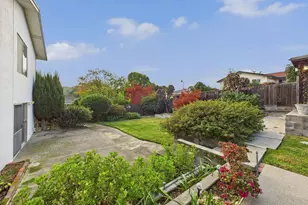836 Hawthorne Dr, Rodeo, CA 94572 - Photo 31