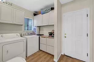 425 Cecelio Way, Tracy, CA 95376 - Photo 11