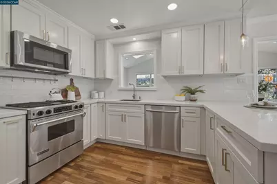 1355 Washington Blvd, Concord, CA 94521 - Photo 9