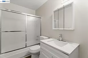 25684 Spring Dr, Hayward, CA 94542 - Photo 19