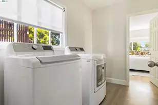 3954 Forest Hill Ave, Oakland, CA 94602 - Photo 17