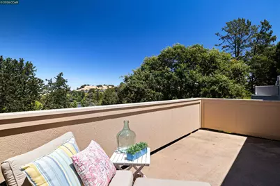 1348 Rockledge Lane #7, Walnut Creek, CA 94595 - Photo 11