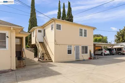 22071 Montgomery St, Hayward, CA 94541 - Photo 3