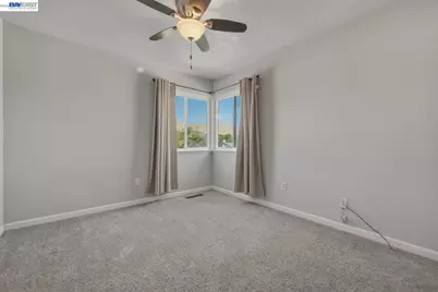 838 Spindrift Pl, Fairfield, CA 94534 - Photo 29
