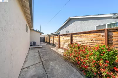 5086 Brett Ct, Fremont, CA 94538 - Photo 21