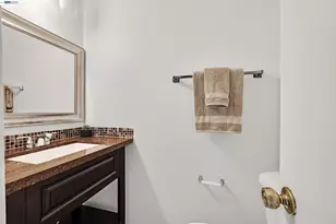 27427 Stoneridge Ct, Hayward, CA 94544 - Photo 15