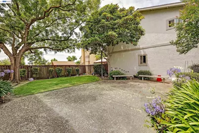 27427 Stoneridge Court #7, Hayward, CA 94544 - Photo 25