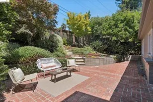 2339 Thackeray Dr, Oakland, CA 94611 - Photo 9