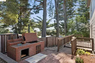 2339 Thackeray Dr, Oakland, CA 94611 - Photo 55