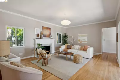 2339 Thackeray Dr, Oakland, CA 94611 - Photo 11
