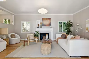 2339 Thackeray Dr, Oakland, CA 94611 - Photo 15